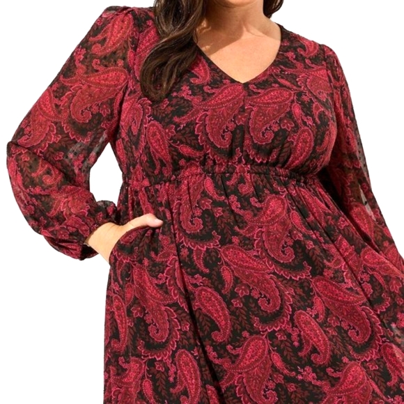 ❤NWT VINTAGE TORRID DRESS - TEA LENGTH - A-LINE PAISLEY CHIFFON - OPEN BACK - Picture 2 of 10